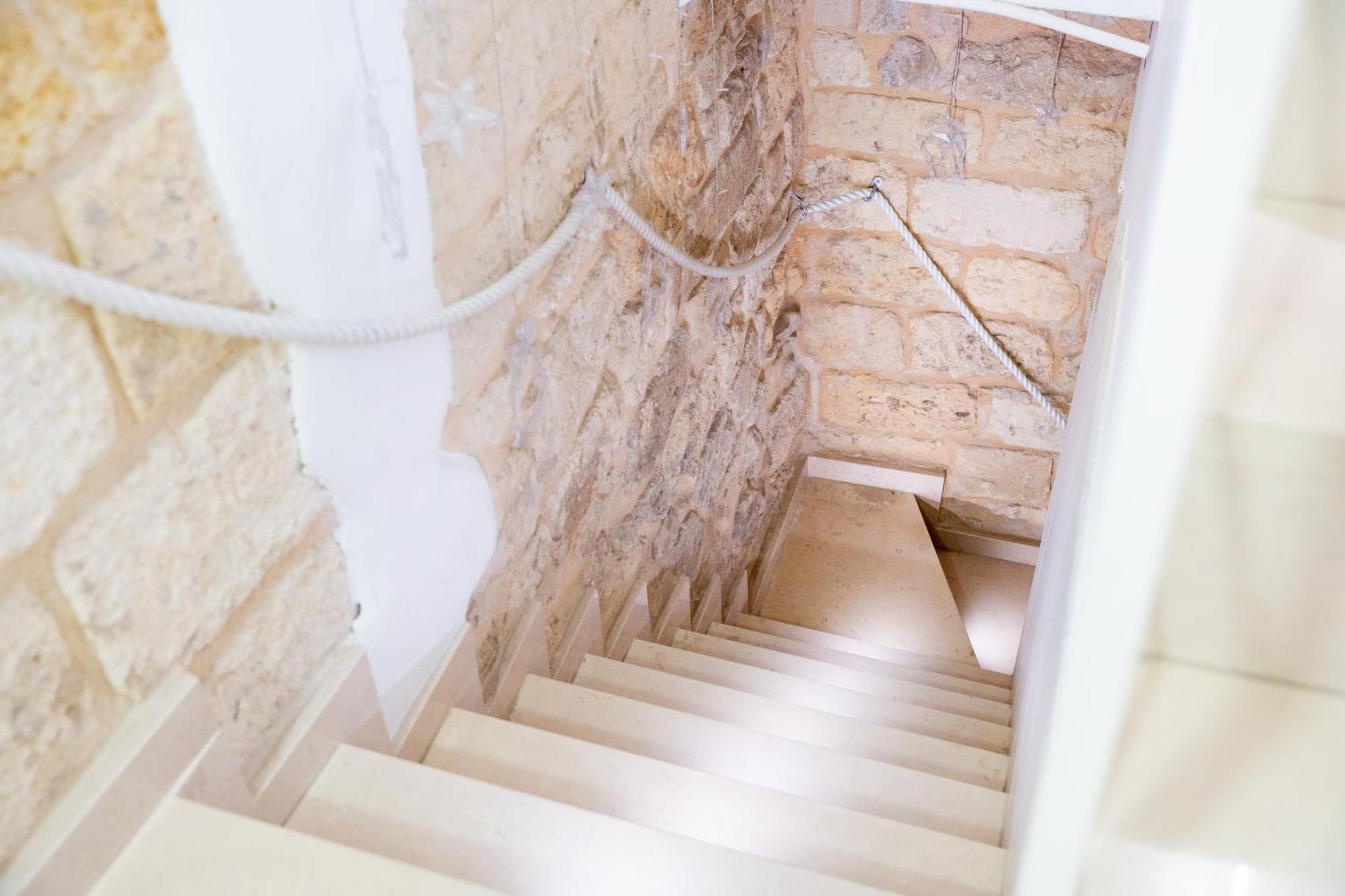 바리 Palazzo Nicolaus Del Borgo Antico B&B 외부 사진