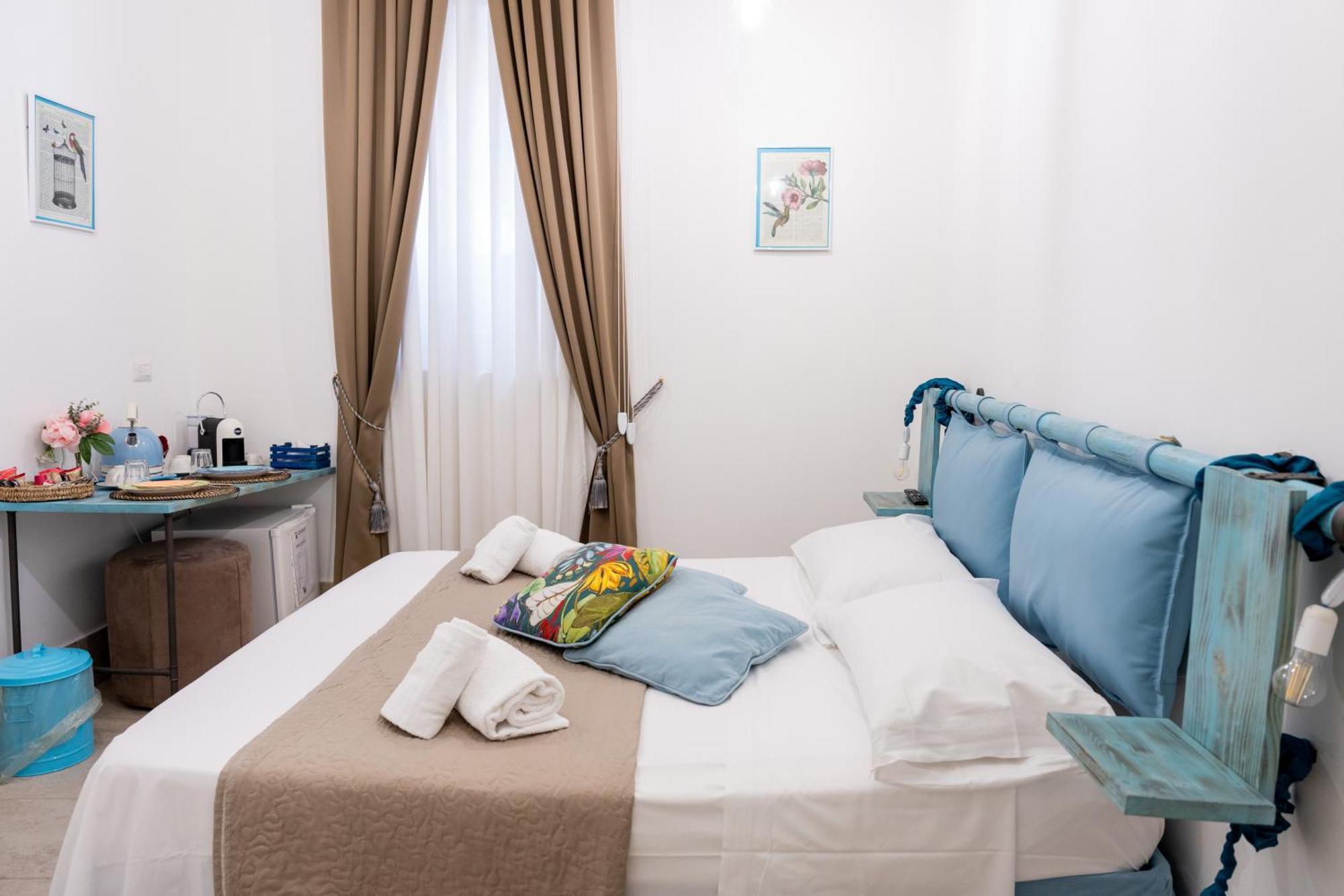 바리 Palazzo Nicolaus Del Borgo Antico B&B 외부 사진